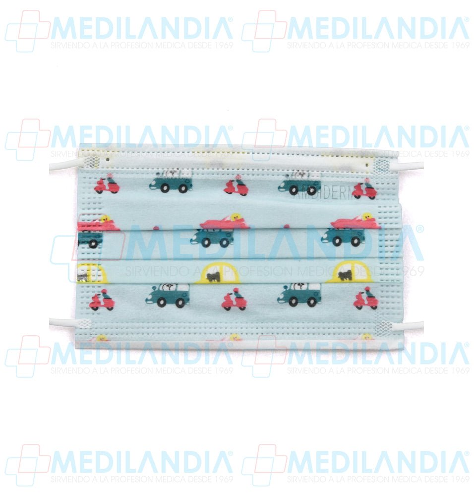 Cubrebocas de 3 pliegues Infantil con estampado de carritos - Cubrebocas - AMBIDERM - MEDILANDIA | Tienda de productos y equipos médicos de calidad en México | Soluciones profesionales para clínicas, hospitales y consultorios.