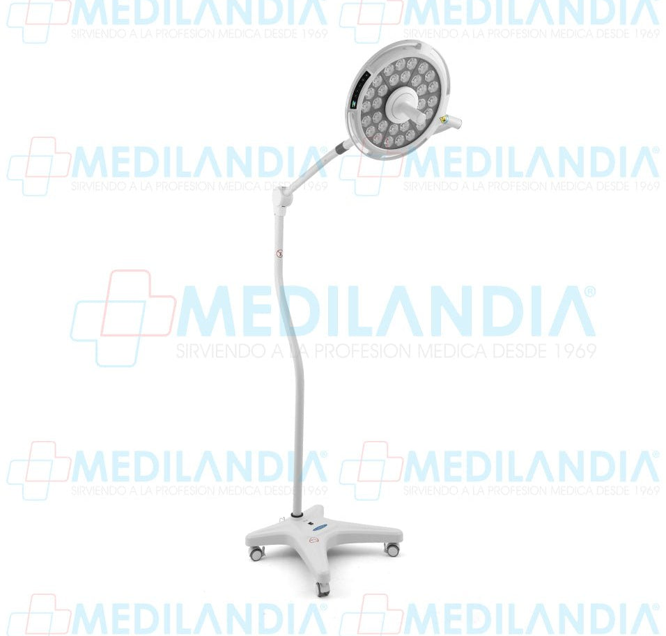 Lámpara quirúrgica de emergencia luz LED de piso - Lamapara - LUMIX- MEDILANDIA | Tienda de productos y equipos médicos de calidad en México | Soluciones profesionales para clínicas, hospitales y consultorios.