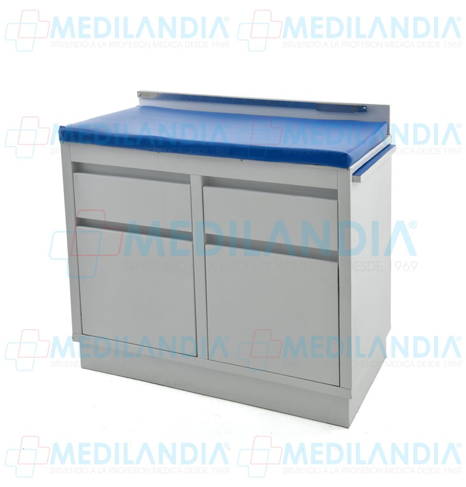 Mesa de exploración pediátrica con gabinete - Mesa de exploracion - MEDILANDIA - MEDILANDIA | Tienda de productos y equipos médicos de calidad en México | Soluciones profesionales para clínicas, hospitales y consultorios.