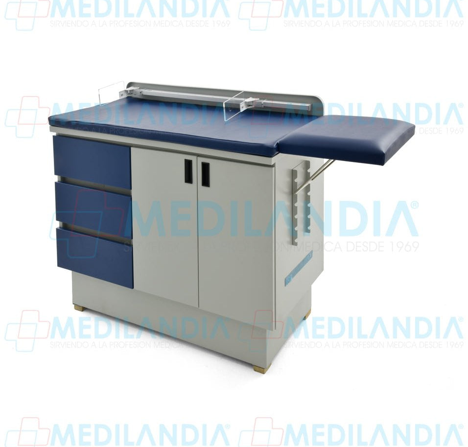 Mesa para exploración pediátrica con gabinete - Mesa de exploracion - CIIASA - MEDILANDIA | Tienda de productos y equipos médicos de calidad en México | Soluciones profesionales para clínicas, hospitales y consultorios.
