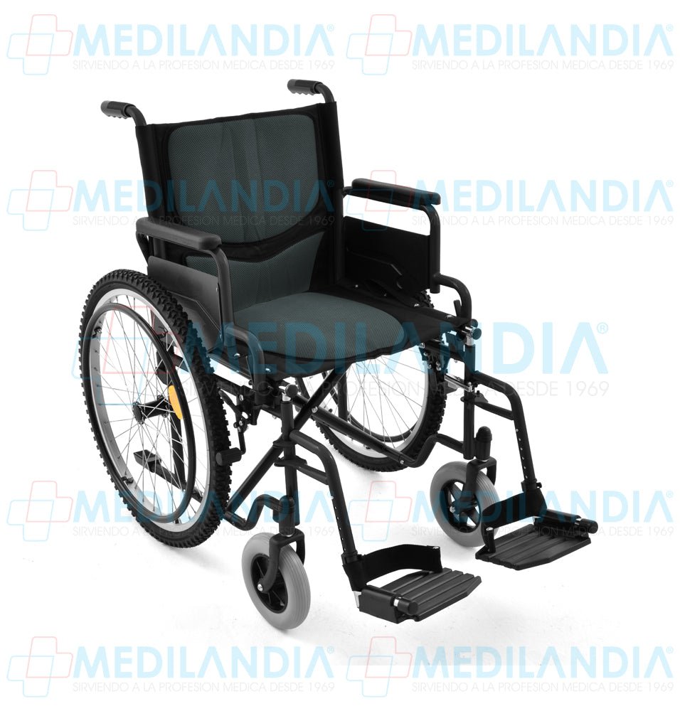Silla de ruedas con asiento de 19” (49 cm) todo terreno descansareis desmontables - Silla de ruedas - EM - MEDILANDIA | Tienda de productos y equipos médicos de calidad en México | Soluciones profesionales para clínicas, hospitales y consultorios.