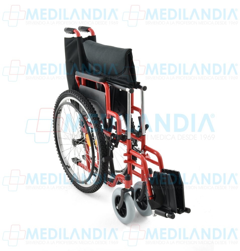 Silla de ruedas con asiento de 19” (49 cm) todo terreno descansareis desmontables - Silla de ruedas - EM - MEDILANDIA | Tienda de productos y equipos médicos de calidad en México | Soluciones profesionales para clínicas, hospitales y consultorios.