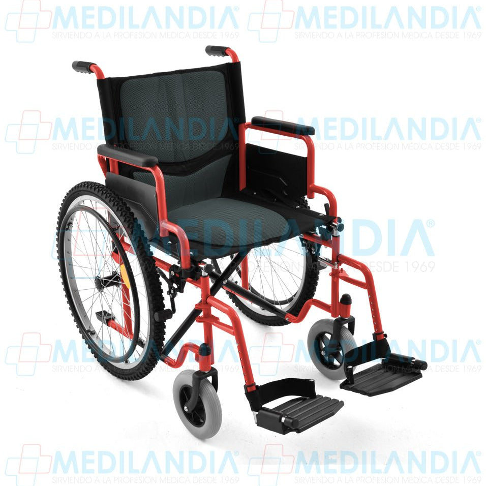 Silla de ruedas con asiento de 19” (49 cm) todo terreno descansareis desmontables - Silla de ruedas - EM - MEDILANDIA | Tienda de productos y equipos médicos de calidad en México | Soluciones profesionales para clínicas, hospitales y consultorios.