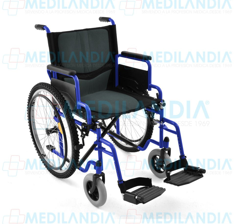 Silla de ruedas con asiento de 19” (49 cm) todo terreno descansareis desmontables - Silla de ruedas - EM - MEDILANDIA | Tienda de productos y equipos médicos de calidad en México | Soluciones profesionales para clínicas, hospitales y consultorios.
