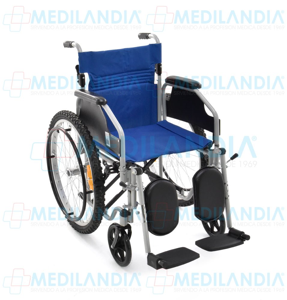 Silla de ruedas con descansa pies y eleva piernas ruedas neumáticas - Silla de ruedas - MOBICARE - MEDILANDIA | Tienda de productos médicos