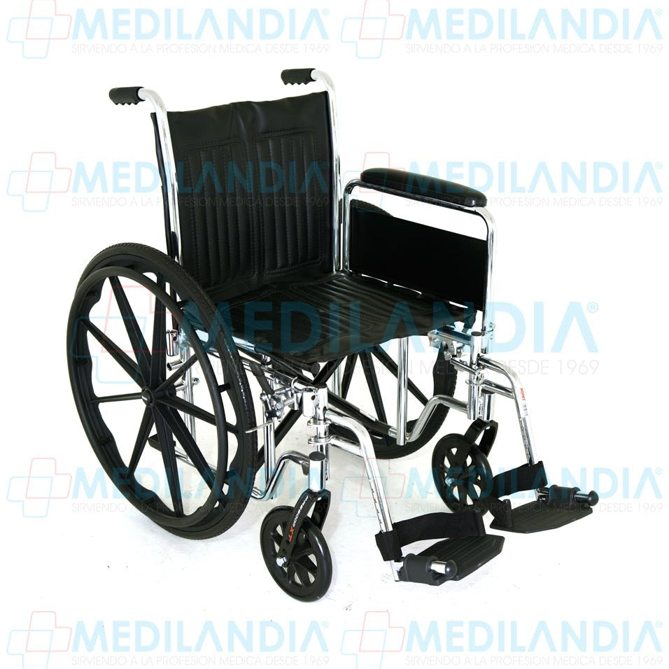 Silla de ruedas cromada de lujo, con descansa pies desmontables y descansa brazos largo desmontables - Silla de ruedas - XONIT - MEDILANDIA | Tienda de productos médicos