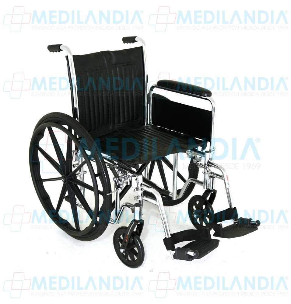 Silla de ruedas cromada de lujo, con descansa pies desmontables y descansa brazos largo desmontables - Silla de ruedas - XONIT - MEDILANDIA | Tienda de productos médicos