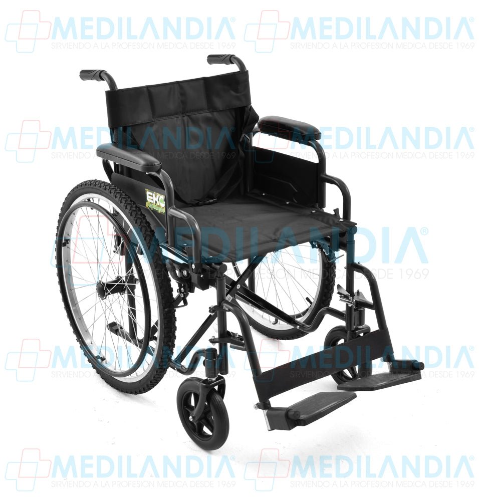 Silla de ruedas de acero doble cruceta con ruedas neumáticas todo terreno y asiento de 18” - Silla de ruedas - EM - MEDILANDIA | Tienda de productos y equipos médicos de calidad en México | Soluciones profesionales para clínicas, hospitales y consultorios.