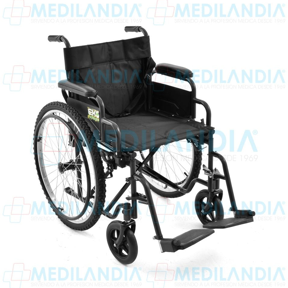 Silla de ruedas de acero doble cruceta con ruedas neumáticas todo terreno y asiento de 18” - Silla de ruedas - EM - MEDILANDIA | Tienda de productos y equipos médicos de calidad en México | Soluciones profesionales para clínicas, hospitales y consultorios.