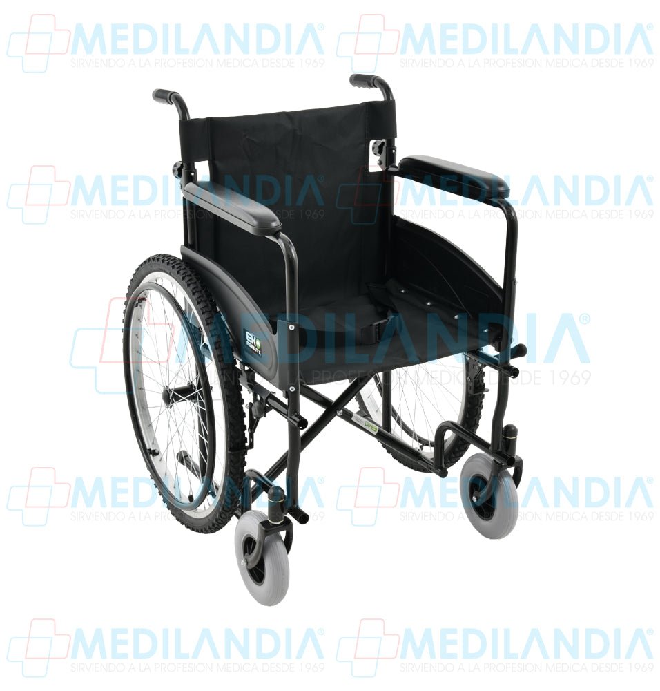 Silla de ruedas esmaltada con llanta neumática todo terreno asiento de 18” - Silla de ruedas - EM - MEDILANDIA | Tienda de productos y equipos médicos de calidad en México | Soluciones profesionales para clínicas, hospitales y consultorios.