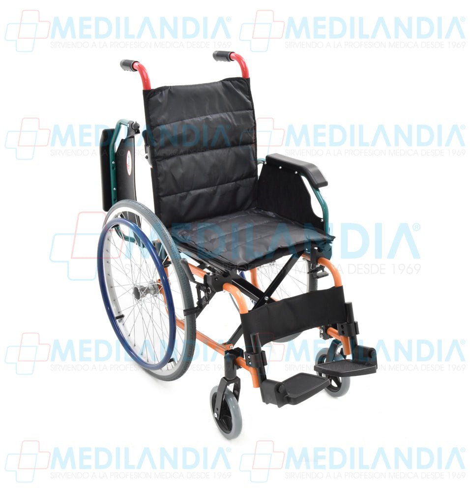 Silla de ruedas infantil de aluminio con descansabrazos y respaldo abatibles - Silla de ruedas - SPEEDY - MEDILANDIA | Tienda de productos médicos