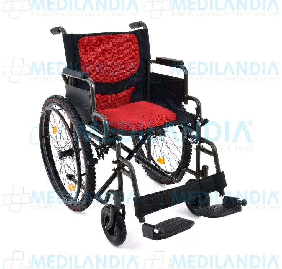 Silla de ruedas todo terreno con llantas neumáticas descansa brazos abatible y descansa pies desmontables asiento de 48.26 cm / 19” - Silla de ruedas - EM - MEDILANDIA | Tienda de productos y equipos médicos de calidad en México | Soluciones profesionales para clínicas, hospitales y consultorios.
