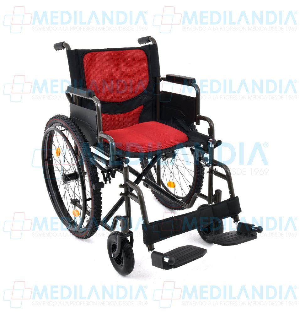 Silla de ruedas todo terreno con llantas neumáticas descansa brazos abatible y descansa pies desmontables asiento de 48.26 cm / 19” - Silla de ruedas - EM - MEDILANDIA | Tienda de productos y equipos médicos de calidad en México | Soluciones profesionales para clínicas, hospitales y consultorios.