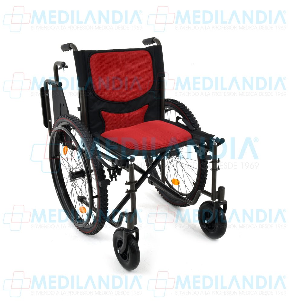 Silla de ruedas todo terreno con llantas neumáticas descansa brazos abatible y descansa pies desmontables asiento de 48.26 cm / 19” - Silla de ruedas - EM - MEDILANDIA | Tienda de productos y equipos médicos de calidad en México | Soluciones profesionales para clínicas, hospitales y consultorios.