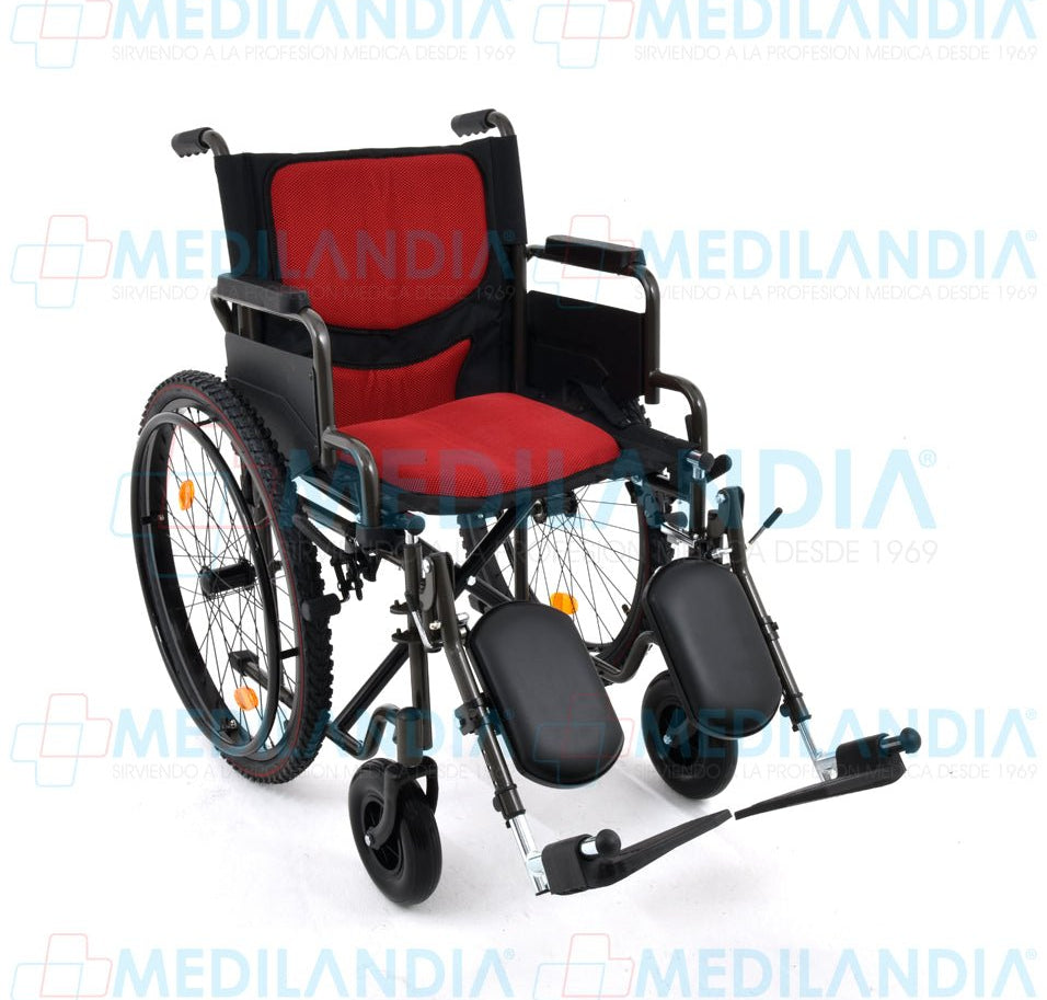 Silla de ruedas todo terreno con llantas neumáticas descansa brazos abatible y eleva piernas asiento de 40.60 cm / 16” - Silla de ruedas - EM - MEDILANDIA | Tienda de productos y equipos médicos de calidad en México | Soluciones profesionales para clínicas, hospitales y consultorios.