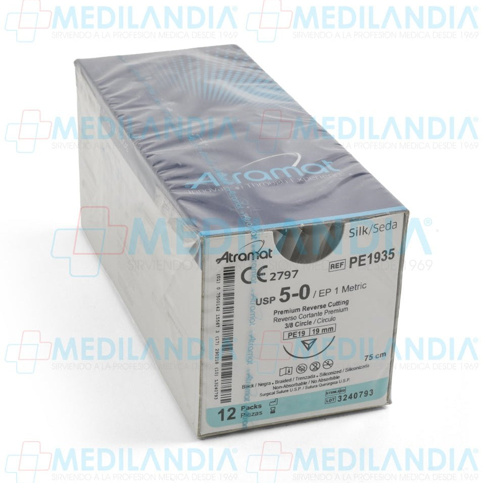 Sutura Seda negra trenzada siliconizada 5 - 0 caja con 12 sobres - Sutura - ATRAMAT - MEDILANDIA | Tienda de productos y equipos médicos de calidad en México | Soluciones profesionales para clínicas, hospitales y consultorios.